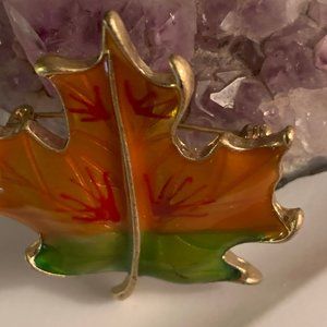 Fall leaf pin 2 inch tall 1.7 wide enamel